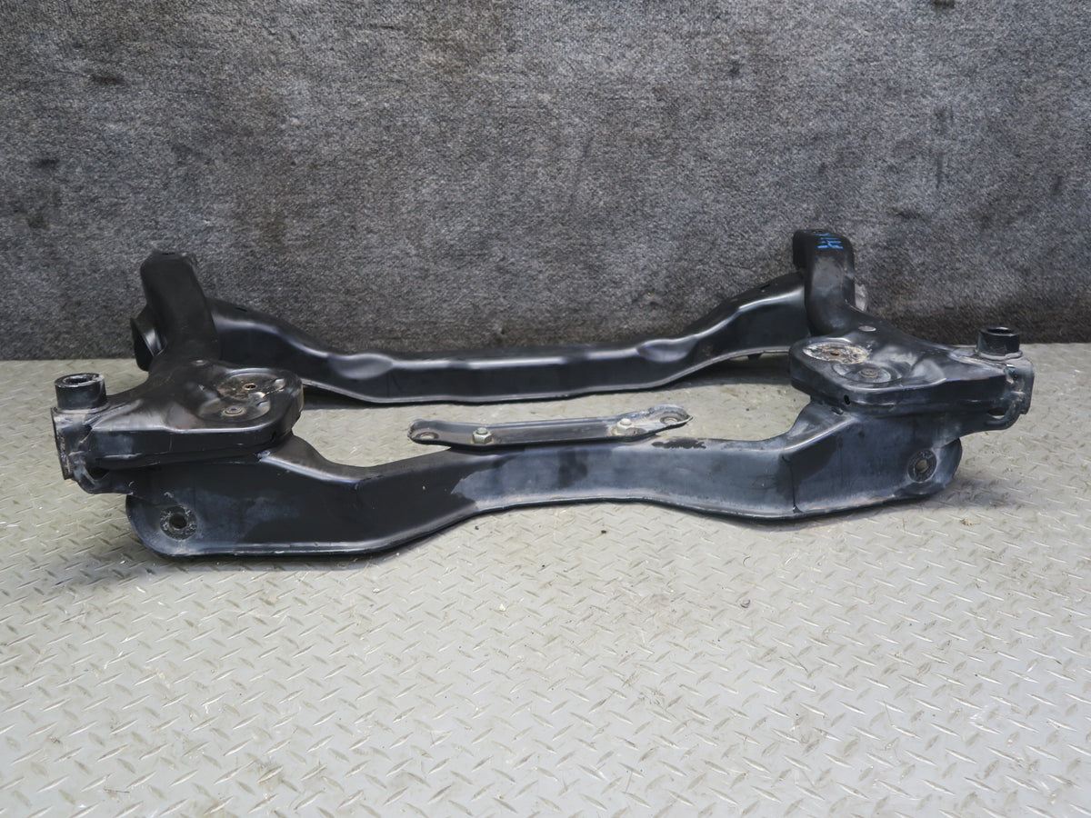 05-08 Mercedes R171 SLK350 Front Suspension Subframe Crossmember Carrier OEM