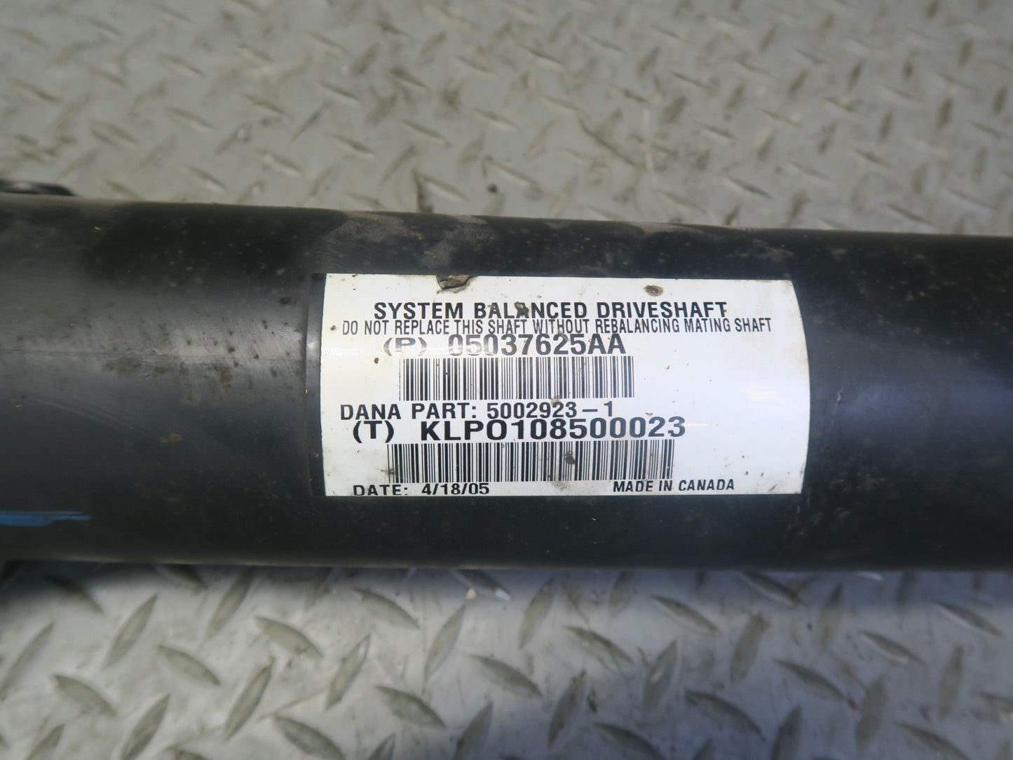 05-06 Dodge RAM SRT10 DR 4x2 A/T Rear Driveshaft Drive Shaft 05037625AA OEM
