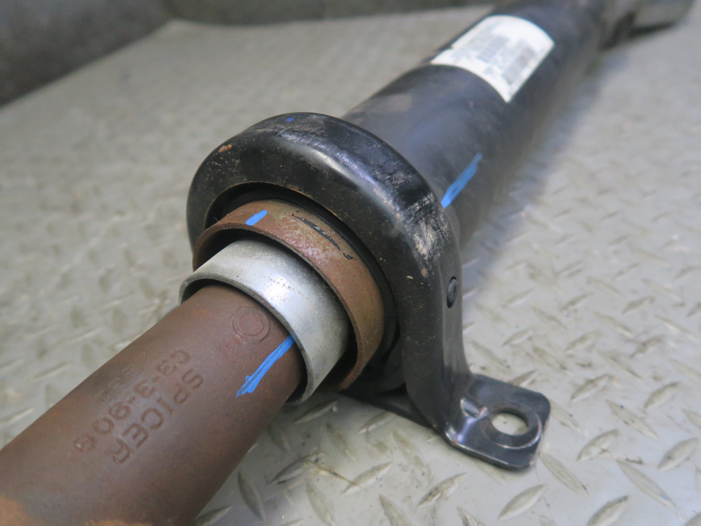 05-06 Dodge RAM SRT10 DR 4x2 A/T Rear Driveshaft Drive Shaft 05037625AA OEM