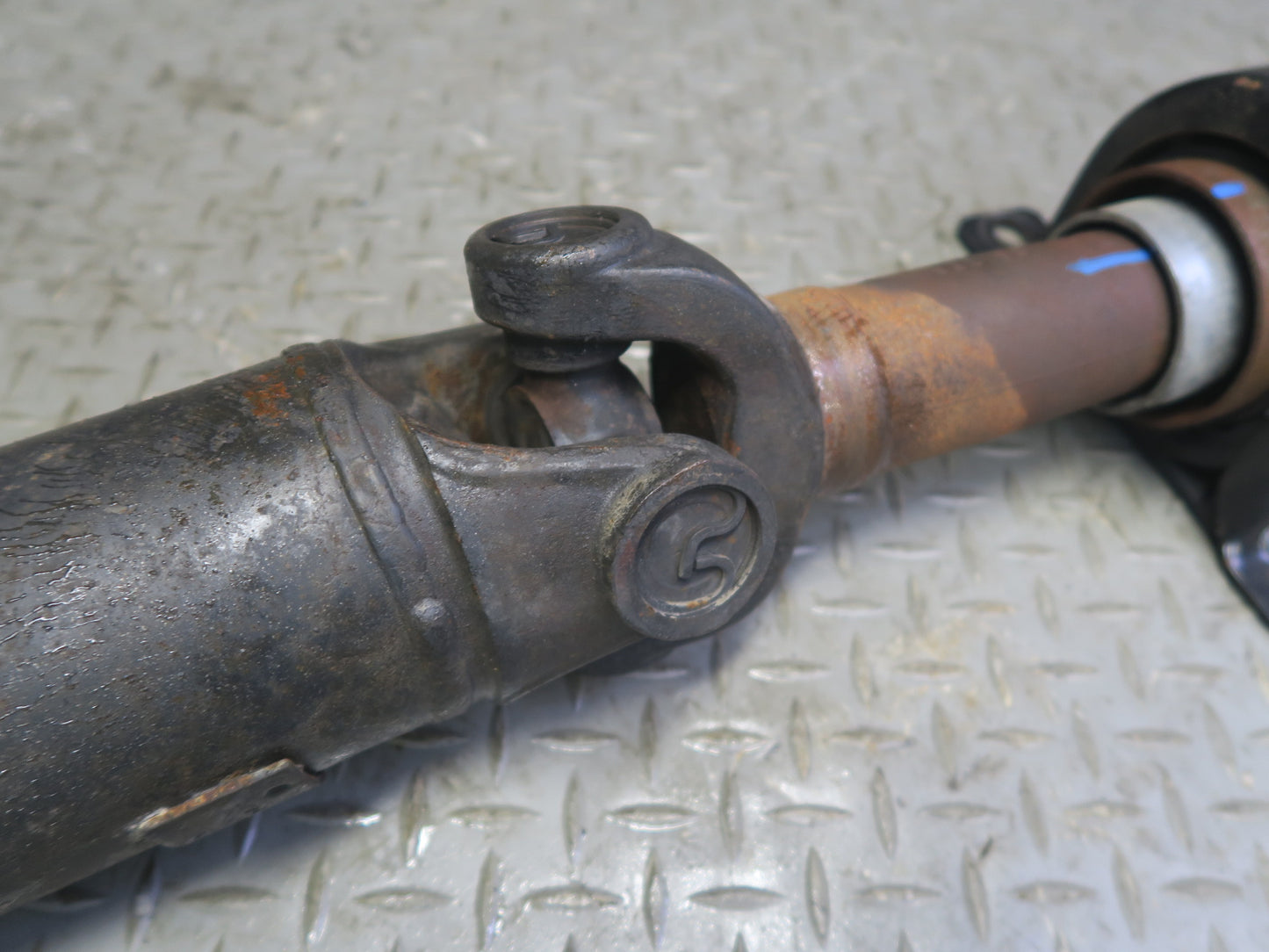 05-06 Dodge RAM SRT10 DR 4x2 A/T Rear Driveshaft Drive Shaft 05037625AA OEM