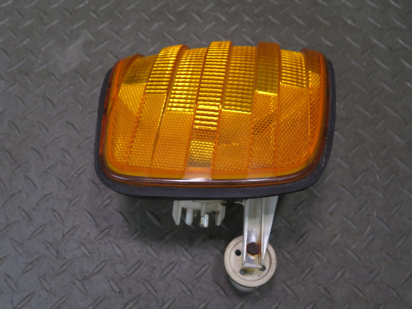 86-91 Mercedes W126 Front Left & Right Corner Turn Signal Light Lamp Set Damaged