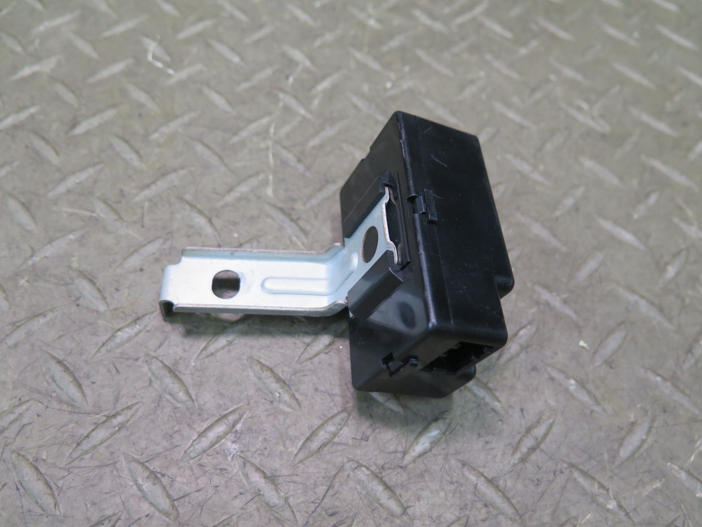 84-89 Nissan Z31 300ZX Door Chime Warning Buzzer Module OEM