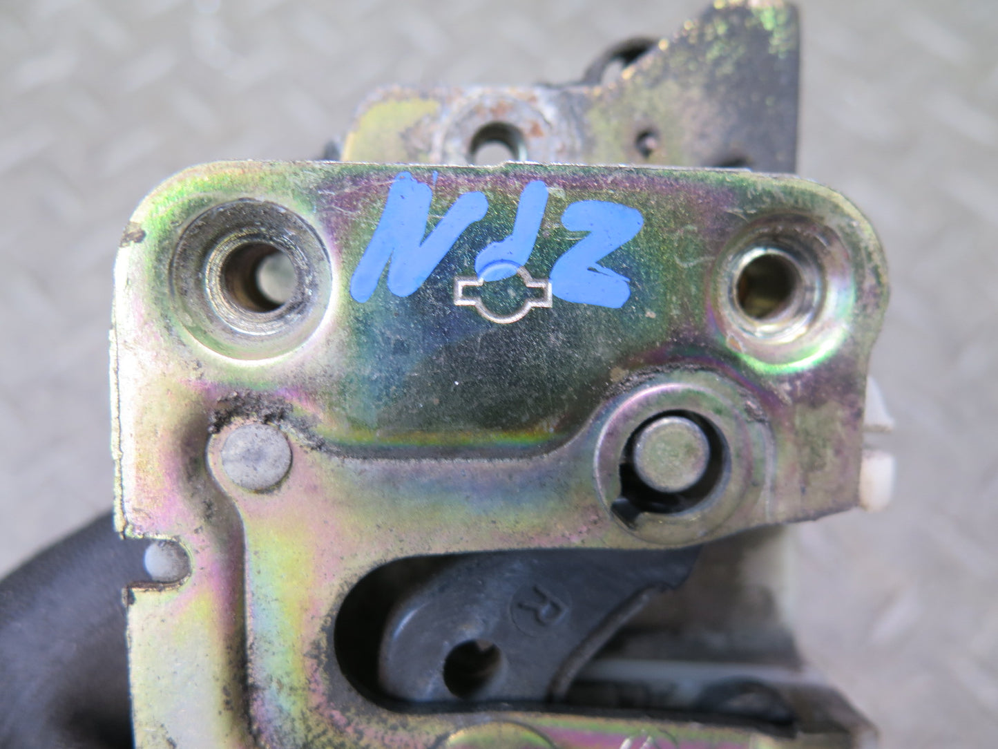 87-89 Nissan Z31 300ZX 2+0 Right Passenger Door Lock Latch OEM