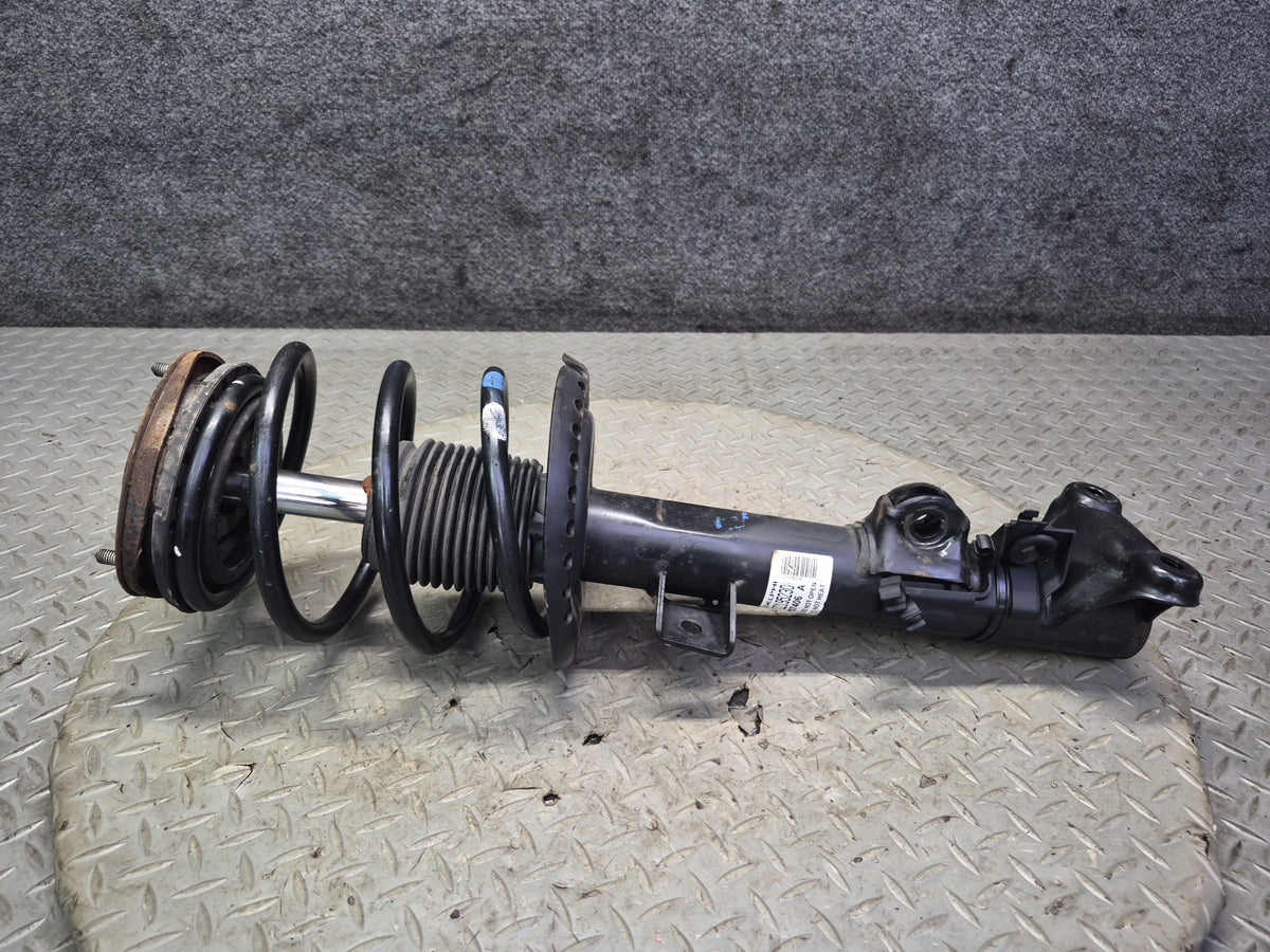 05-11 Mercedes R171 SLK RWD Set of 2 Front Left & Right Strut Shock Absorber OEM