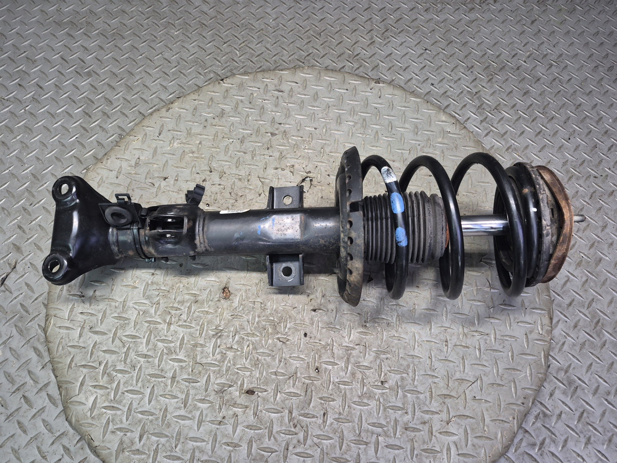 05-11 Mercedes R171 SLK RWD Set of 2 Front Left & Right Strut Shock Absorber OEM
