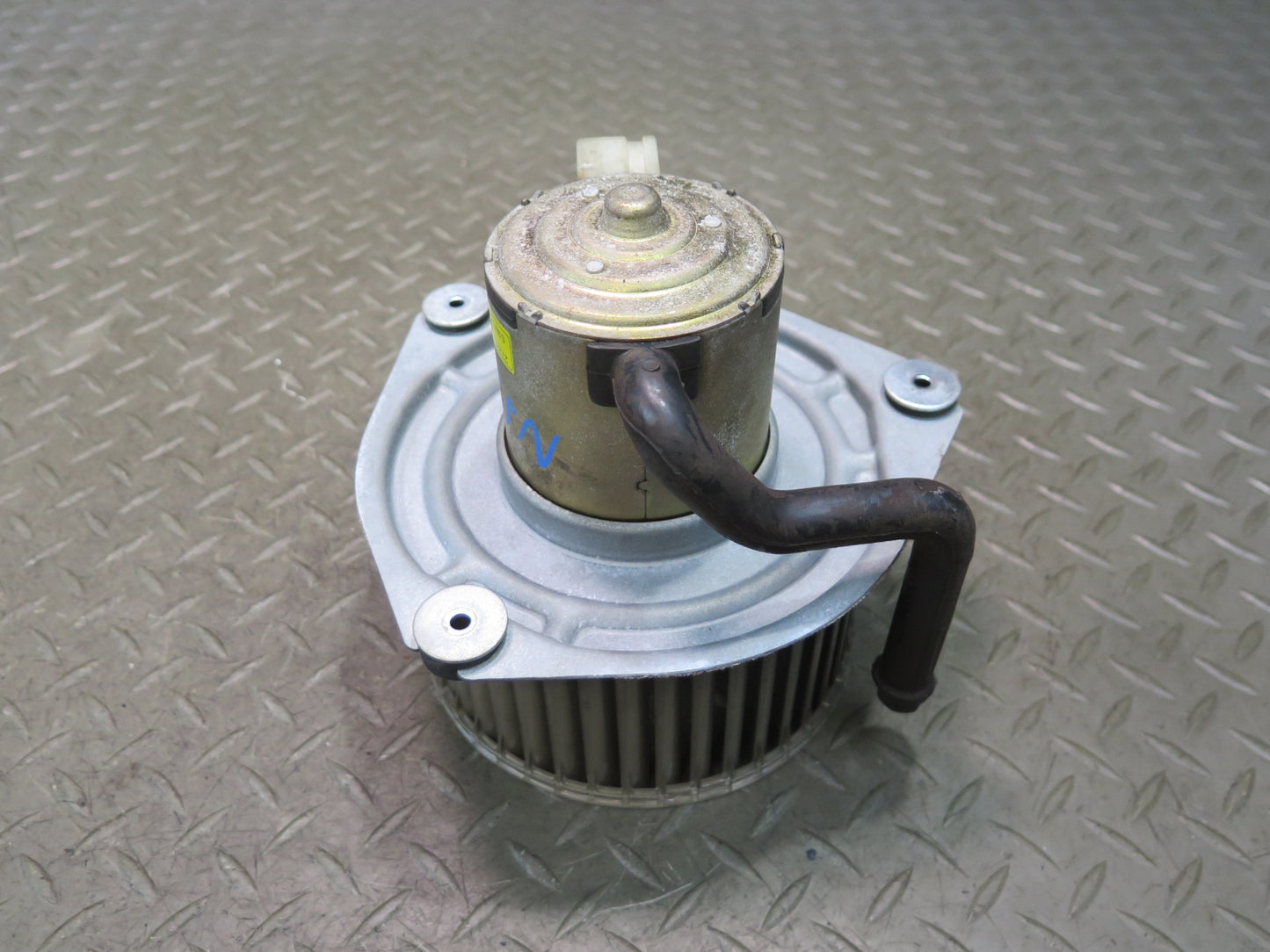 85-87 Nissan Z31 300ZX A/C Heater Blower Motor Fan 27220-01P13 OEM