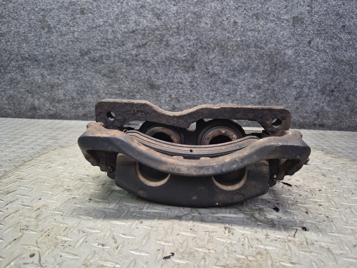 2003-2009 Hummer H2 AWD Front Left & Right Side Brake Caliper Set of 2