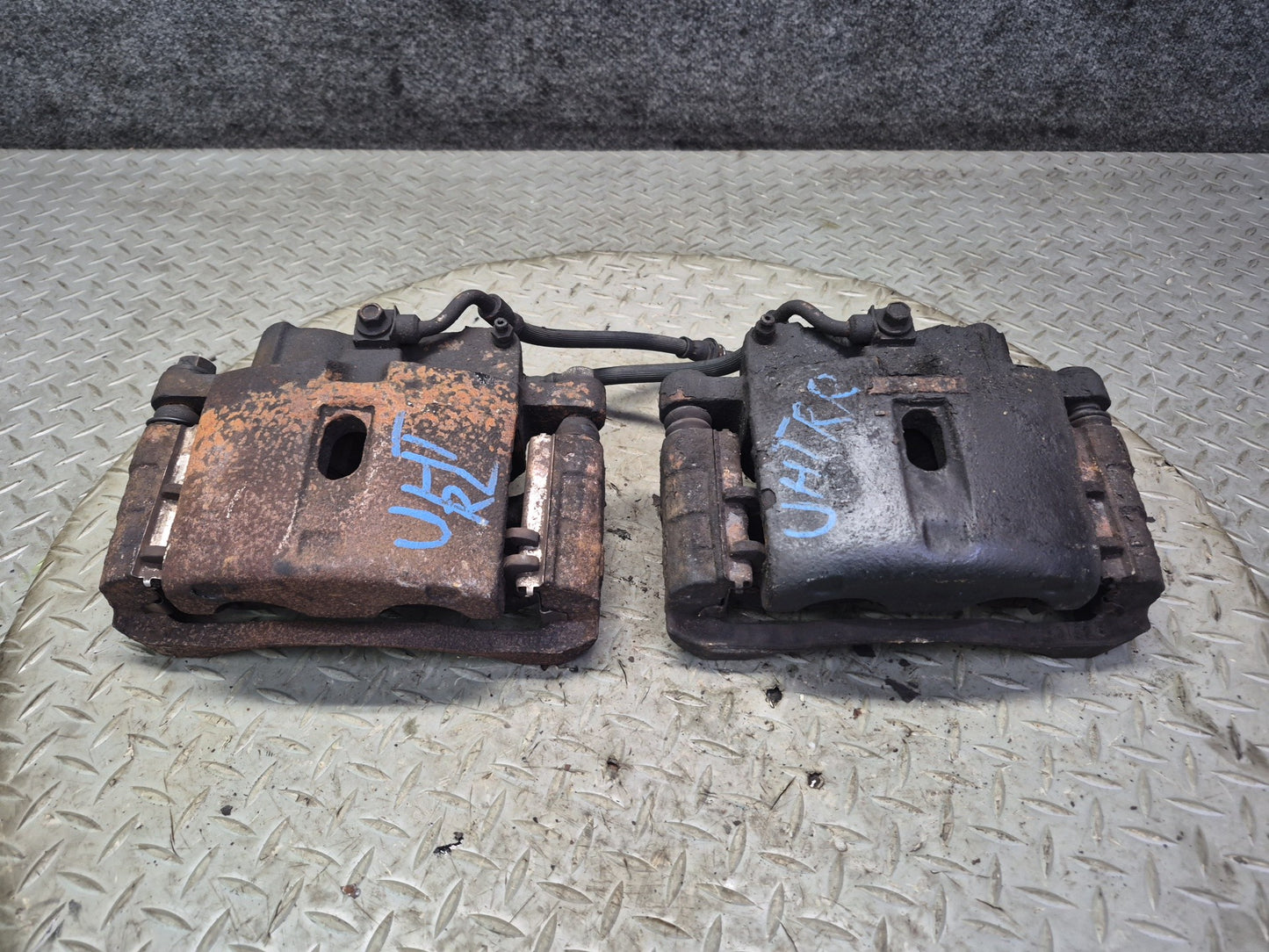 2003-2009 Hummer H2 AWD Rear Left & Right Side Brake Caliper Set of 2