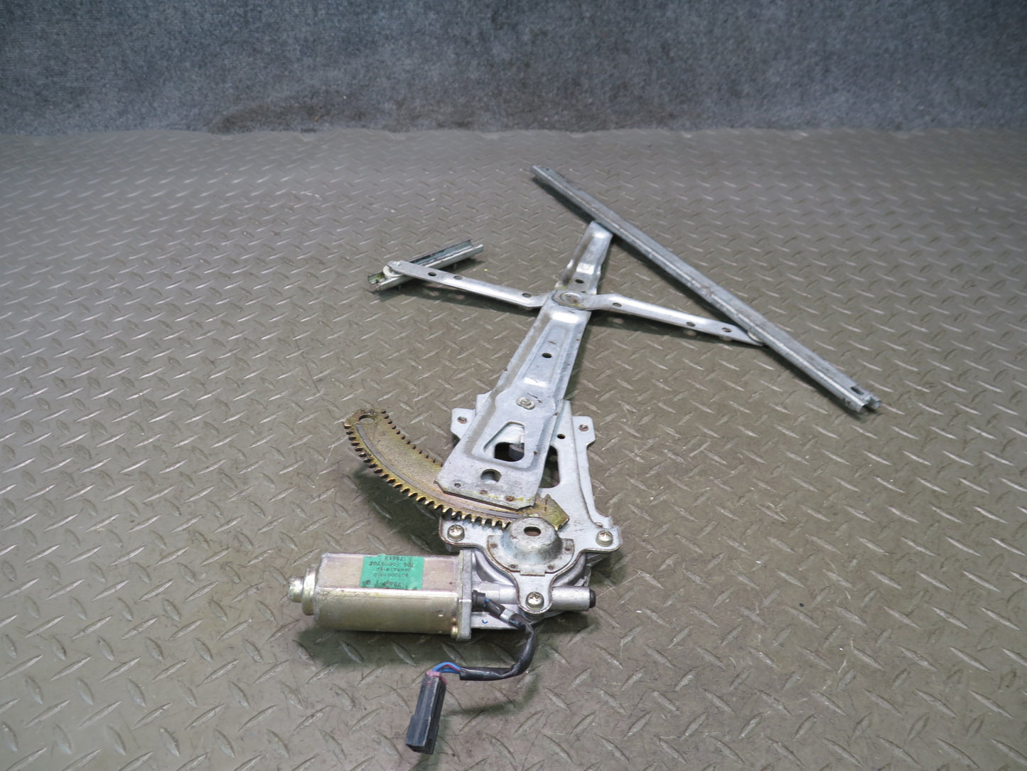 84-89 Nissan Z31 300ZX 2+0 Right Passenger Door Window Regulator w Motor OEM