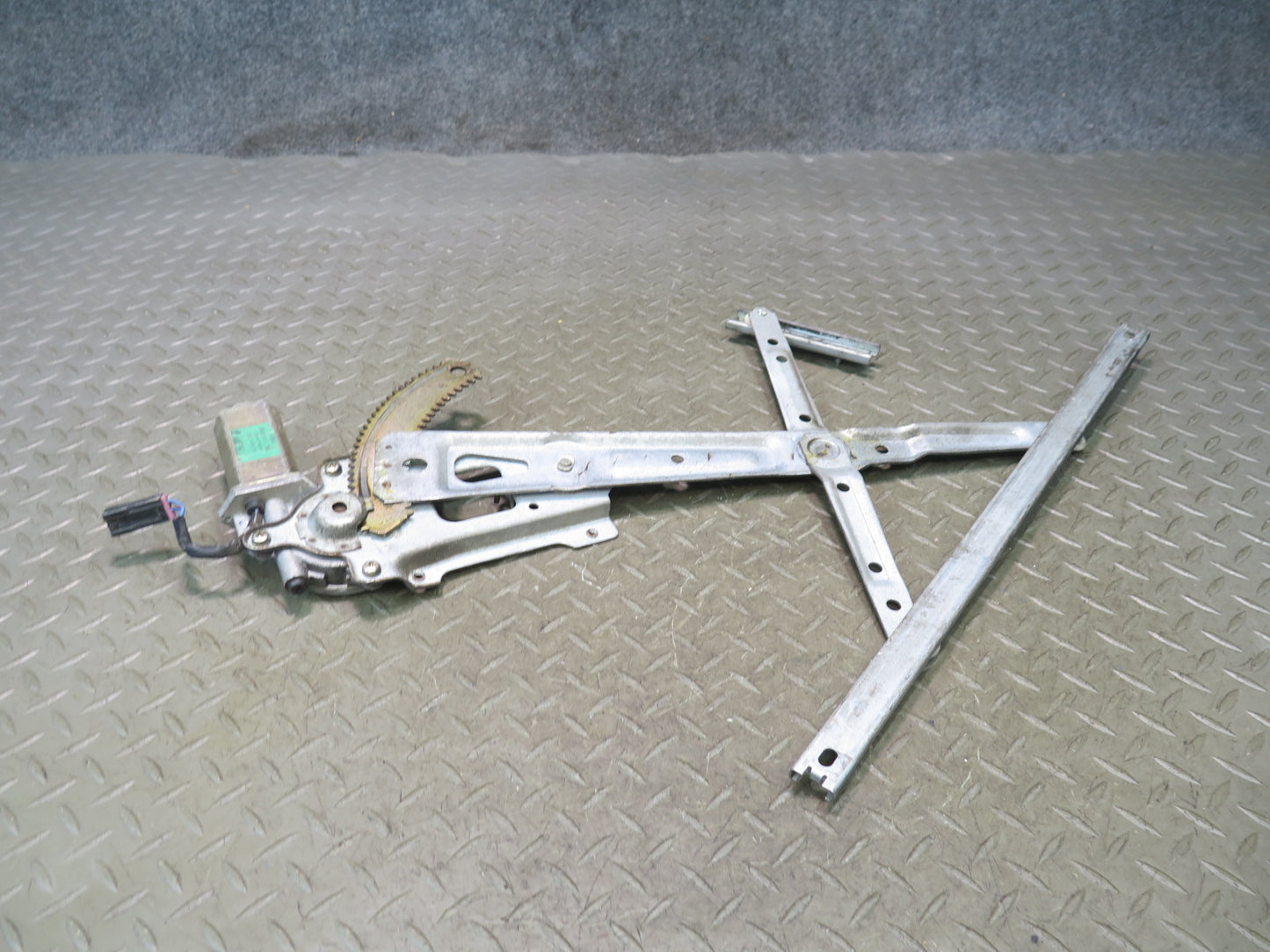 84-89 Nissan Z31 300ZX 2+0 Right Passenger Door Window Regulator w Motor OEM