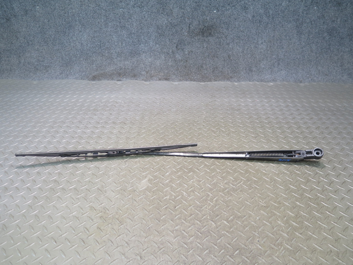 84-89 Nissan Z31 300ZX 2+0 Rear Hatch Wiper Arm OEM
