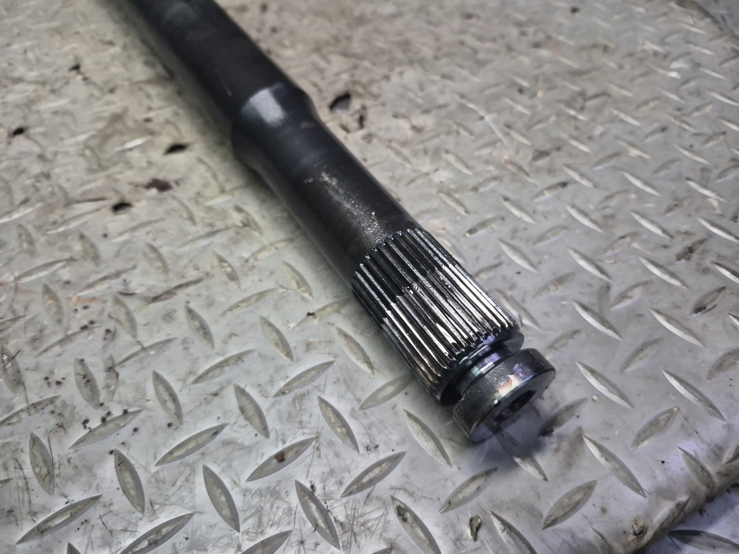 2003-2007 Hummer H2 AWD Rear Left Driver Side Suspension Axle Shaft