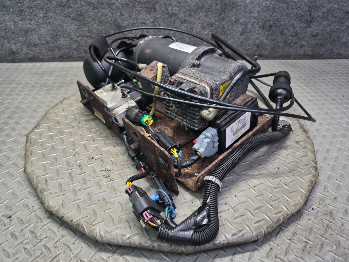 2003-2004 Hummer H2 Air Ride Suspension Compressor Pump Module