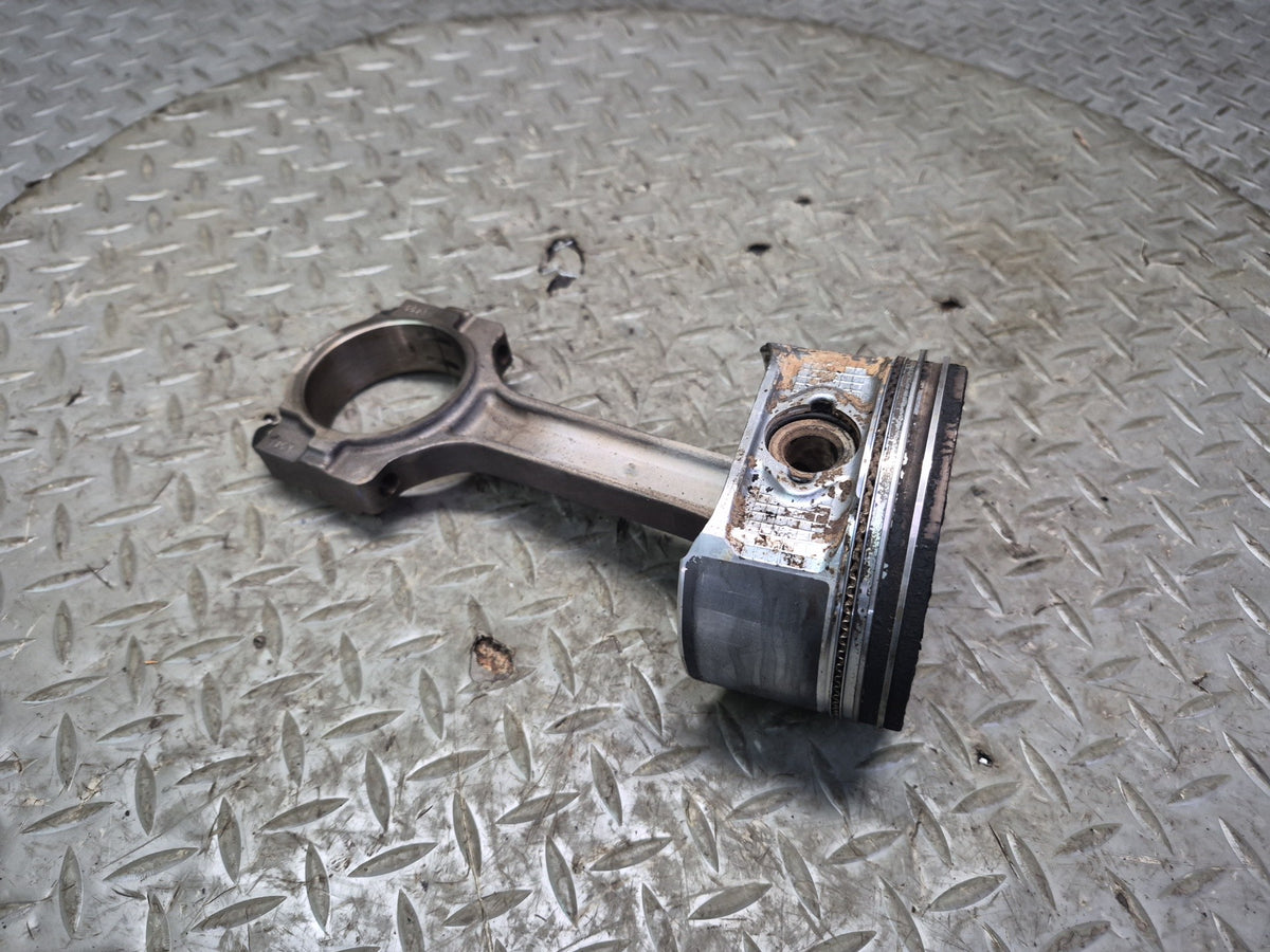 2003-2007 Hummer H2 6.0L LQ4 V8 Engine Piston Connecting Rod Set of 8