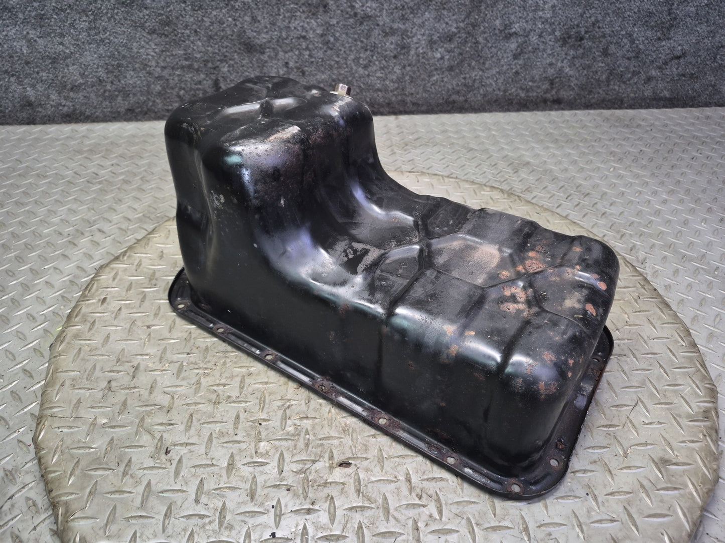 1987 Nissan Z31 300ZX VG30E NON Turbo Engine Motor Lower Oil Pan OEM
