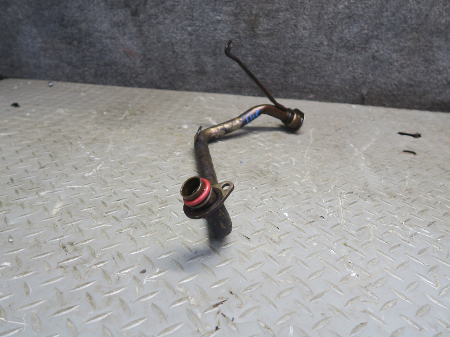 2003-2007 Hummer H2 6.0L LQ4 Engine Oil Baffle Feed Pickup Tube OEM