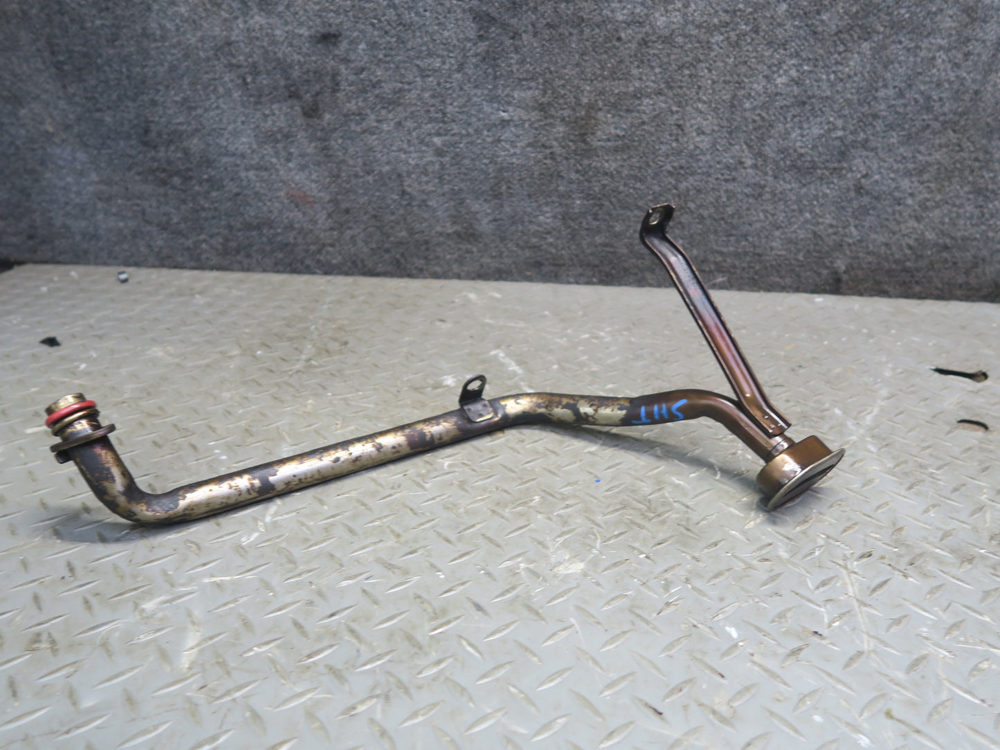 2003-2007 Hummer H2 6.0L LQ4 Engine Oil Baffle Feed Pickup Tube OEM
