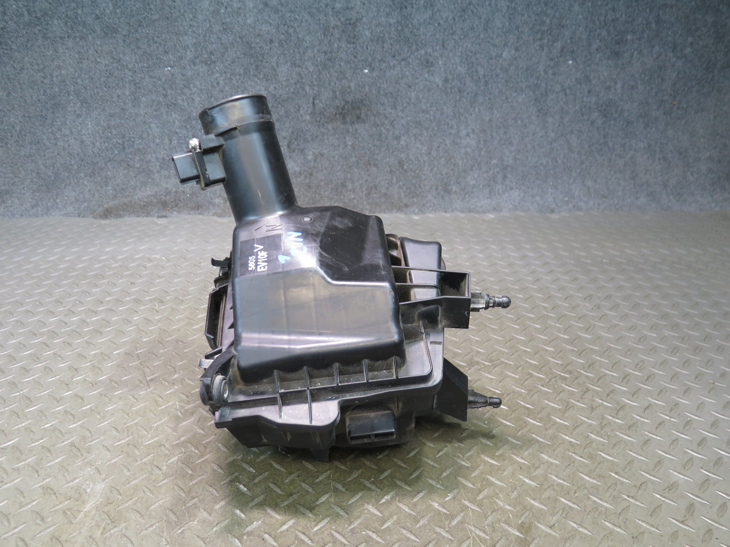 09-20 Nissan Z34 370Z Left Air Intake Cleaner Filter Box w MAF Sensor OEM