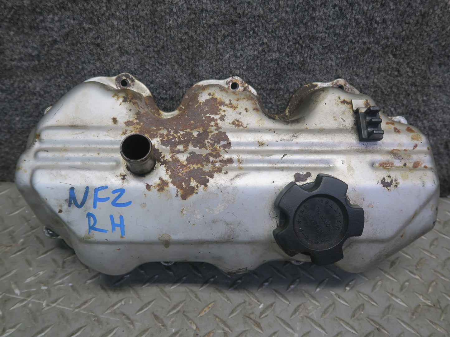 84-86 Nissan Z31 300ZX NA Engine Right Cylinder Head Valve Cover OEM