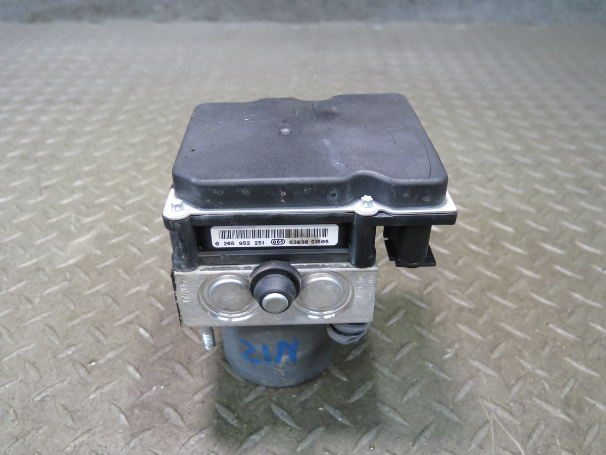 15-20 Nissan Z34 370Z Anti Lock Brake ABS Pump  Module 47660-3GM0A OEM