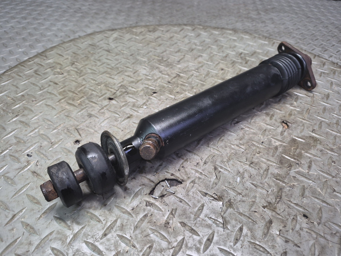 86-91 Mercedes W126 560SEL Rear Right Hydraulic Strut Shock Absorber OEM