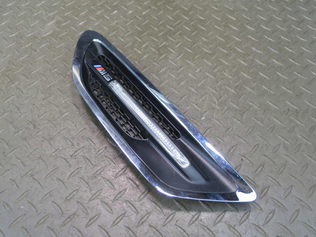 2012-2016 BMW F10 M5 Front Left Fender Turn Signal Light Lamp 7903879