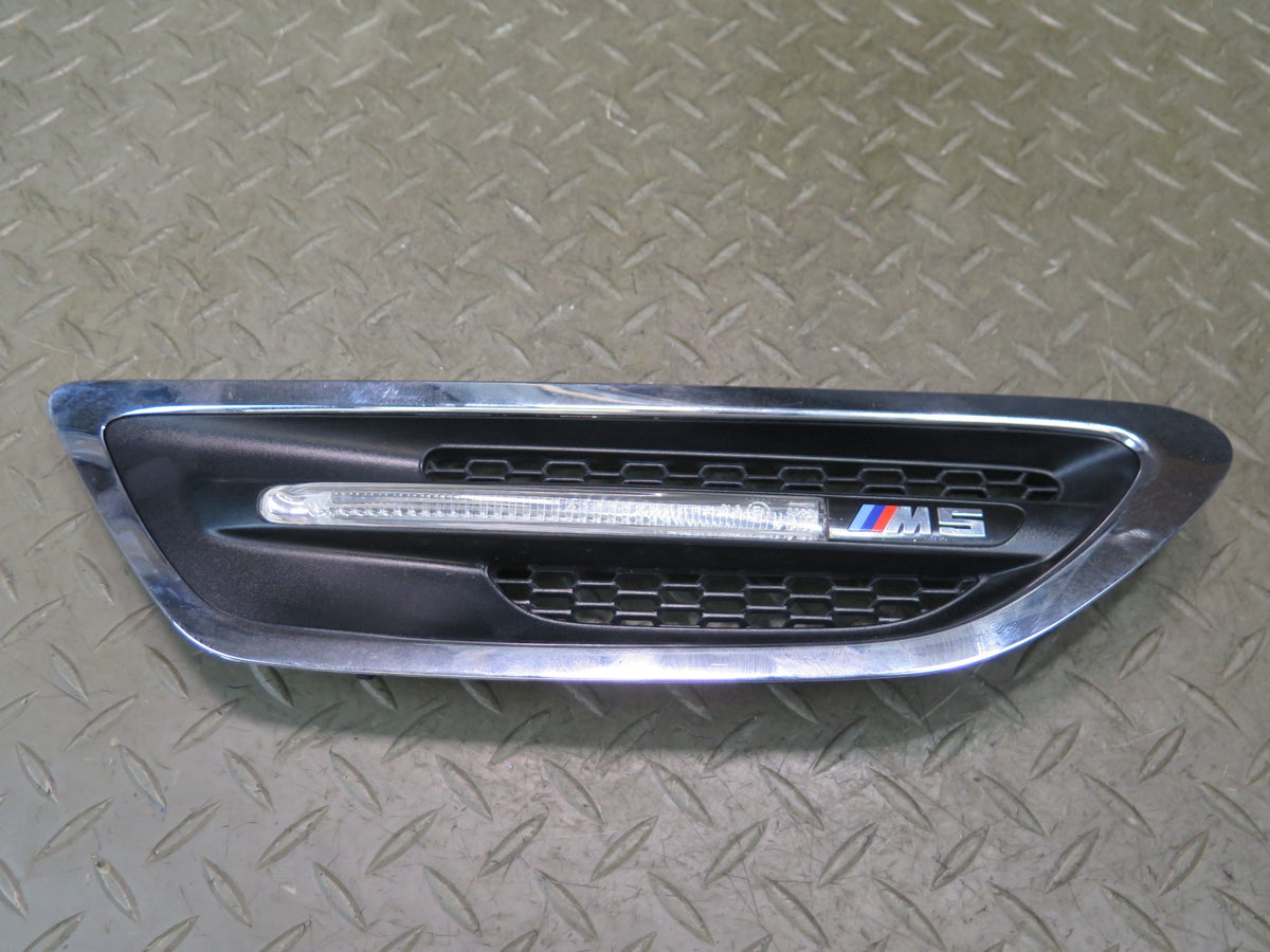 2012-2016 BMW F10 M5 Front Right Fender Turn Signal Light Lamp 7903880