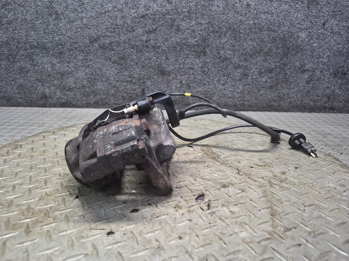 86-91 Mercedes W126 560SEL Set of 2 Front Left & Right Brake Caliper 107K OEM