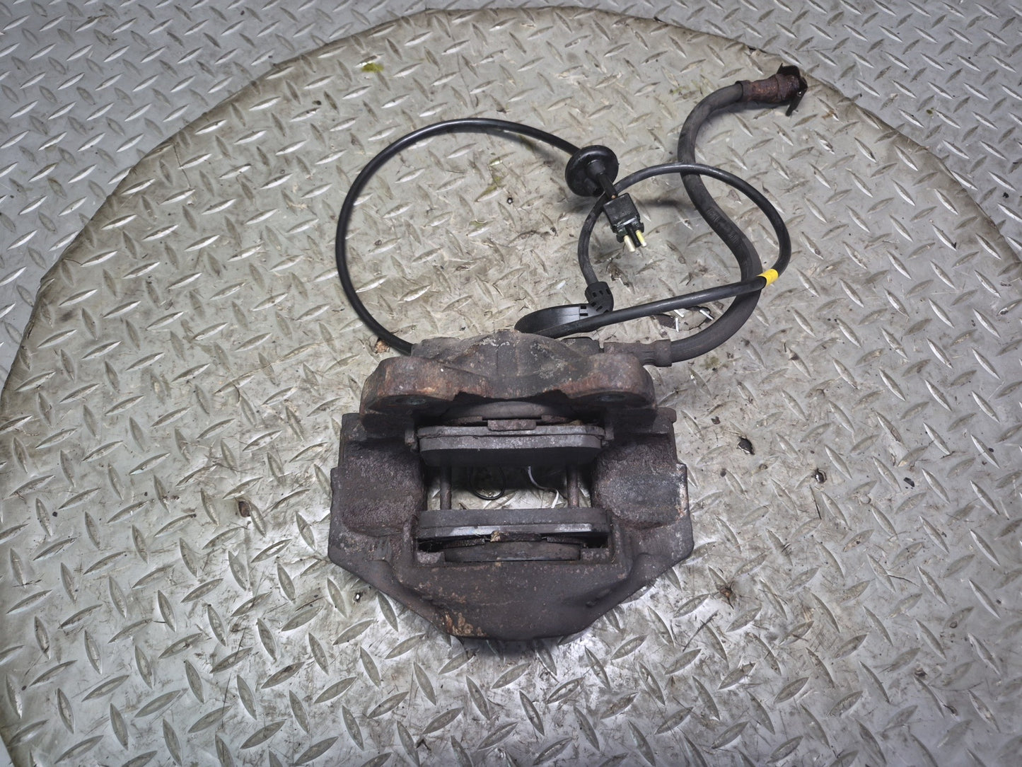 86-91 Mercedes W126 560SEL Set of 2 Front Left & Right Brake Caliper 107K OEM