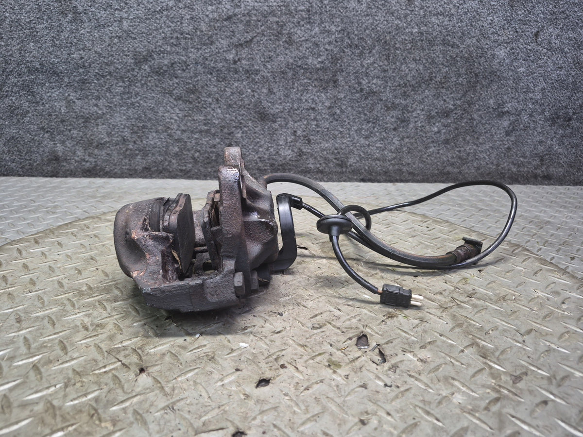 86-91 Mercedes W126 560SEL Set of 2 Front Left & Right Brake Caliper 107K OEM