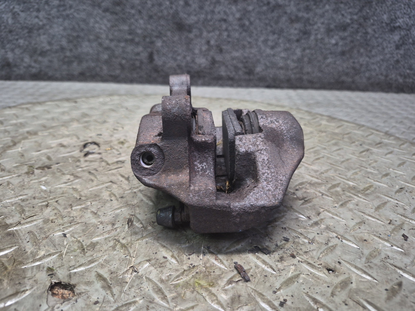 86-91 Mercedes W126 560SEL Set of 2 Rear Left & Right Brake Caliper 107K OEM