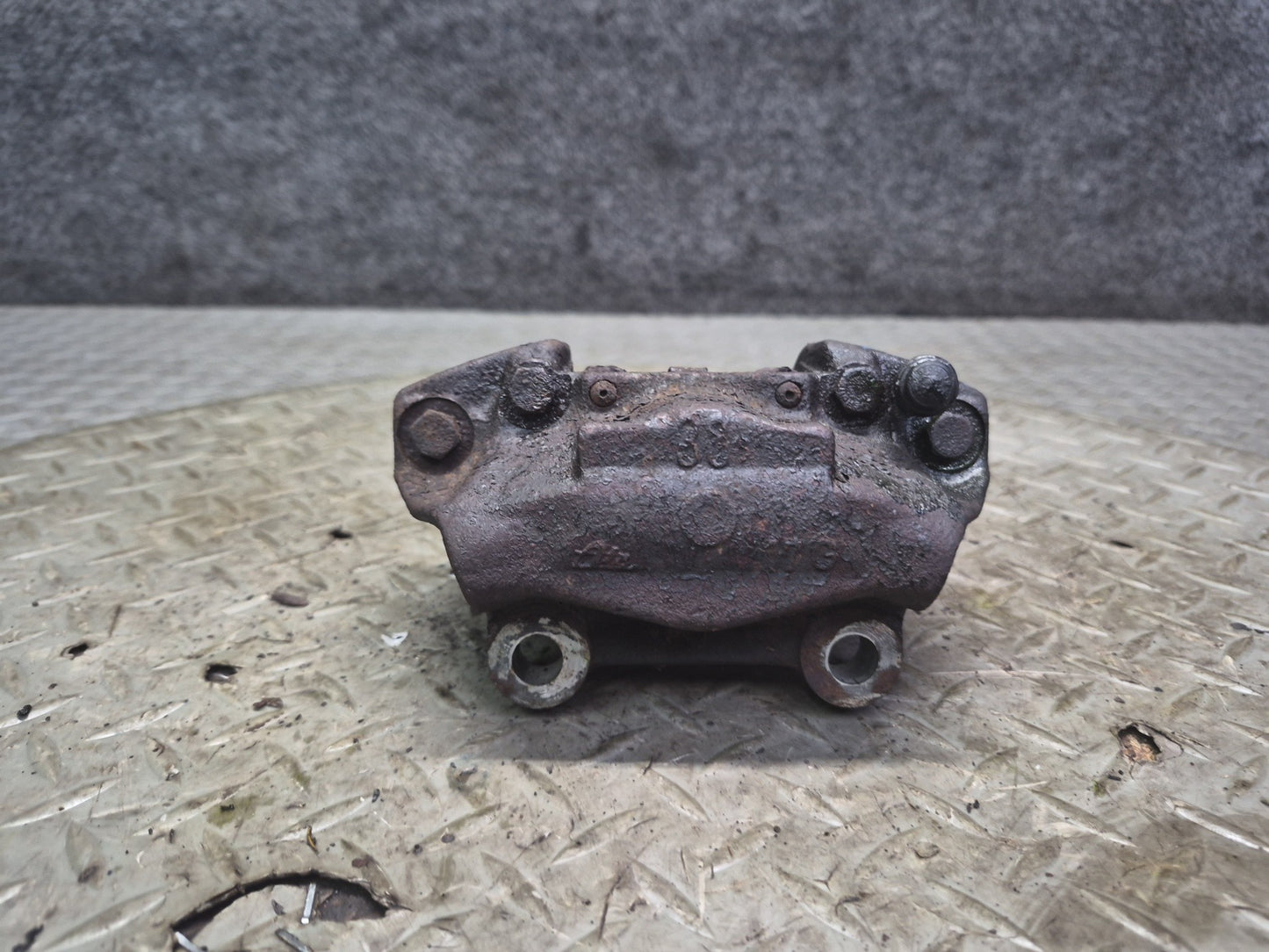 86-91 Mercedes W126 560SEL Set of 2 Rear Left & Right Brake Caliper 107K OEM