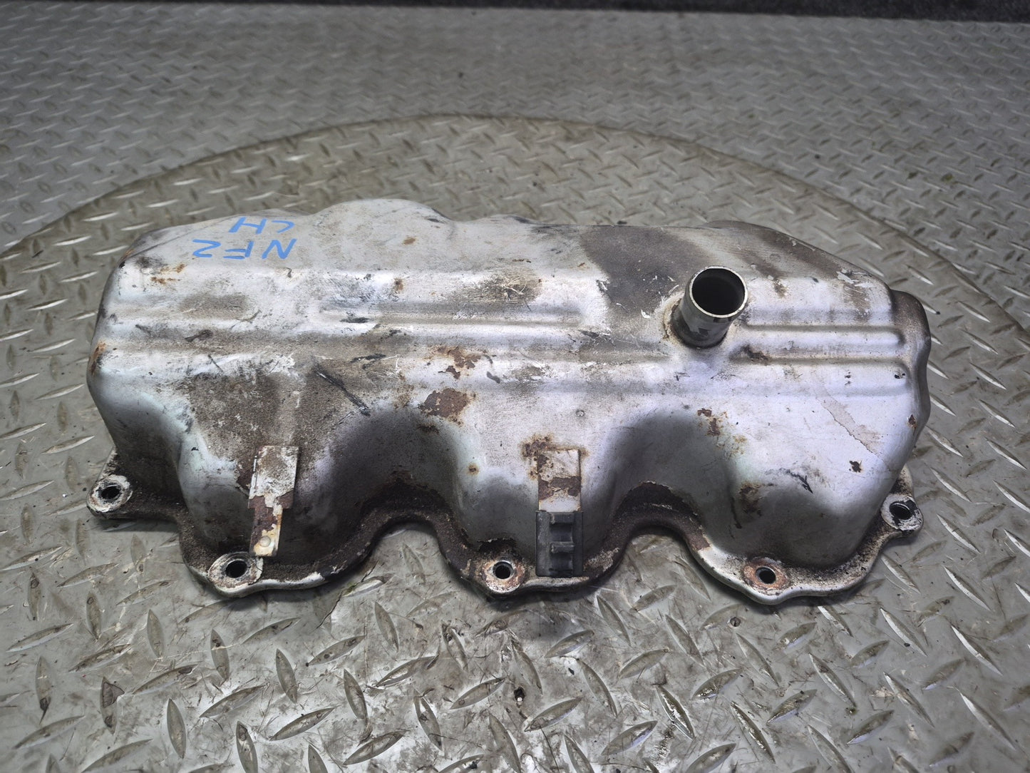 84-86 Nissan Z31 300ZX NA Engine Left Cylinder Head Valve Cover OEM