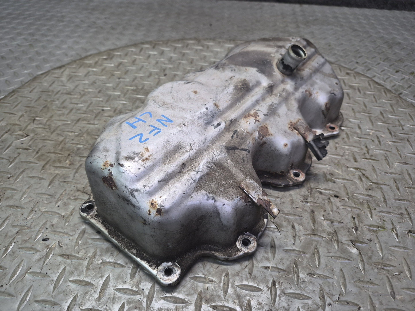 84-86 Nissan Z31 300ZX NA Engine Left Cylinder Head Valve Cover OEM