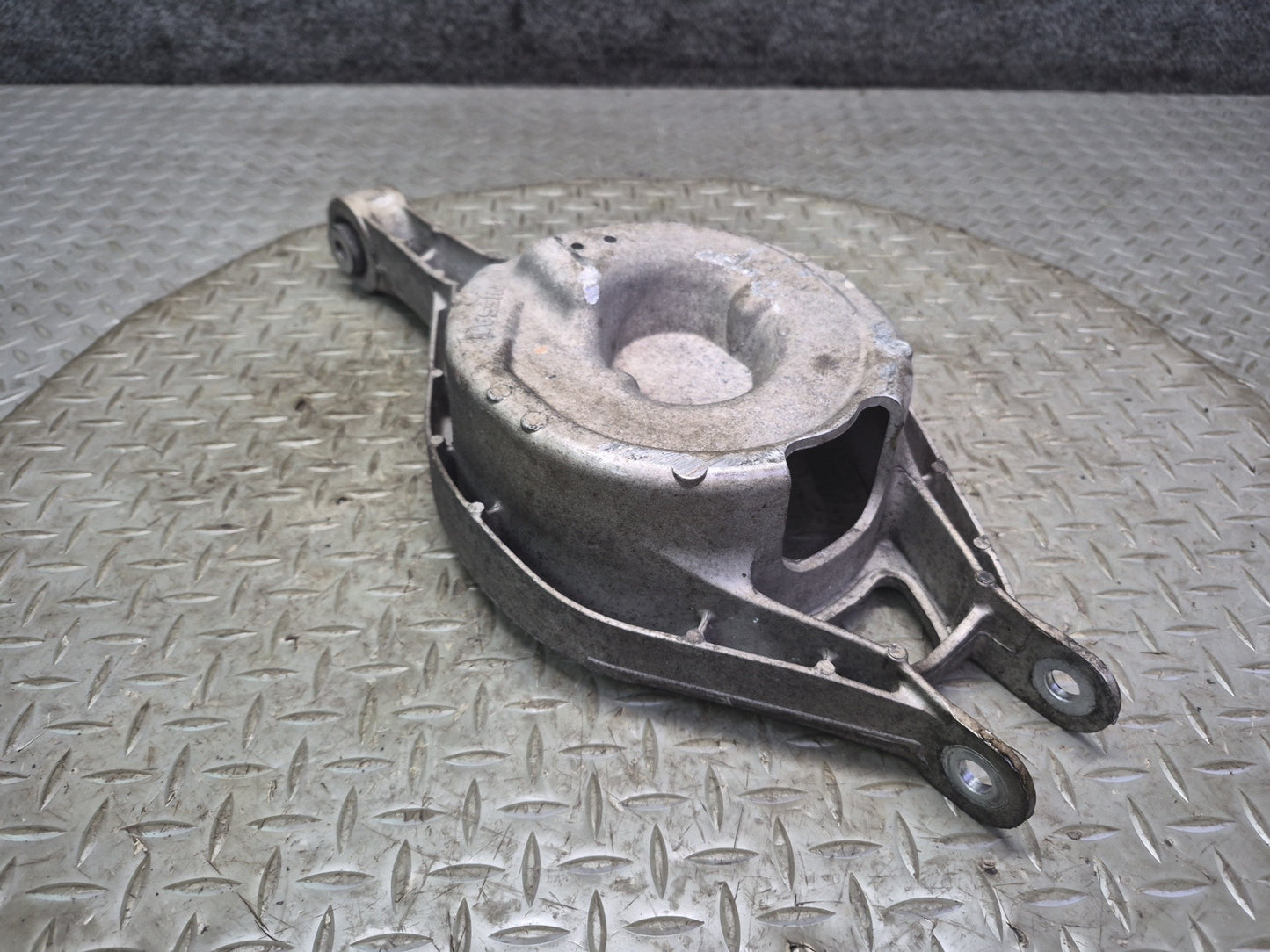 03-09 Nissan 350Z Z33 Rear Left Suspension Lower Control Arm OEM