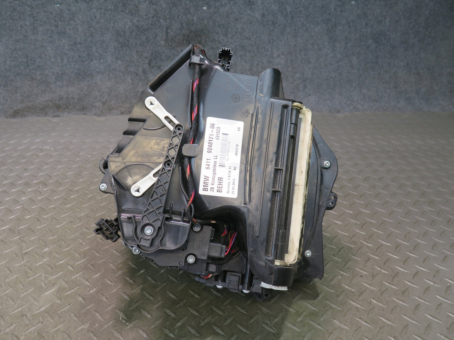 2012-2016 BMW F10 M5 A/C Heater Blower Motor Fan 9248171