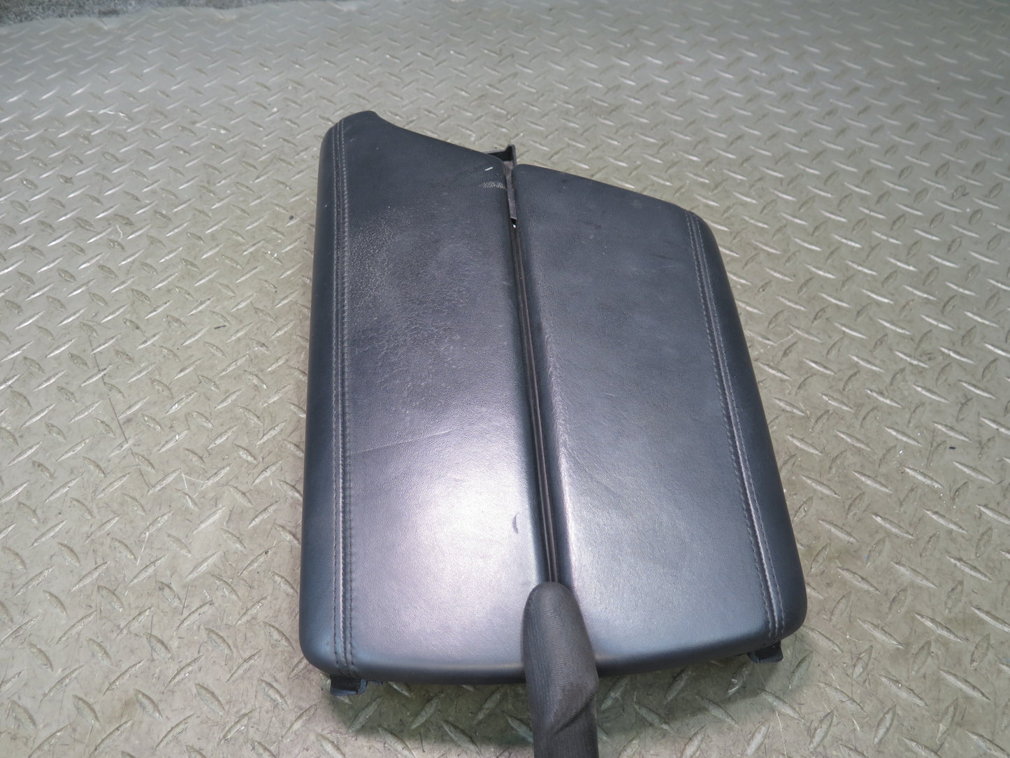 2012-2016 BMW F10 M5 Center Console Leather Armrest Lid Cover