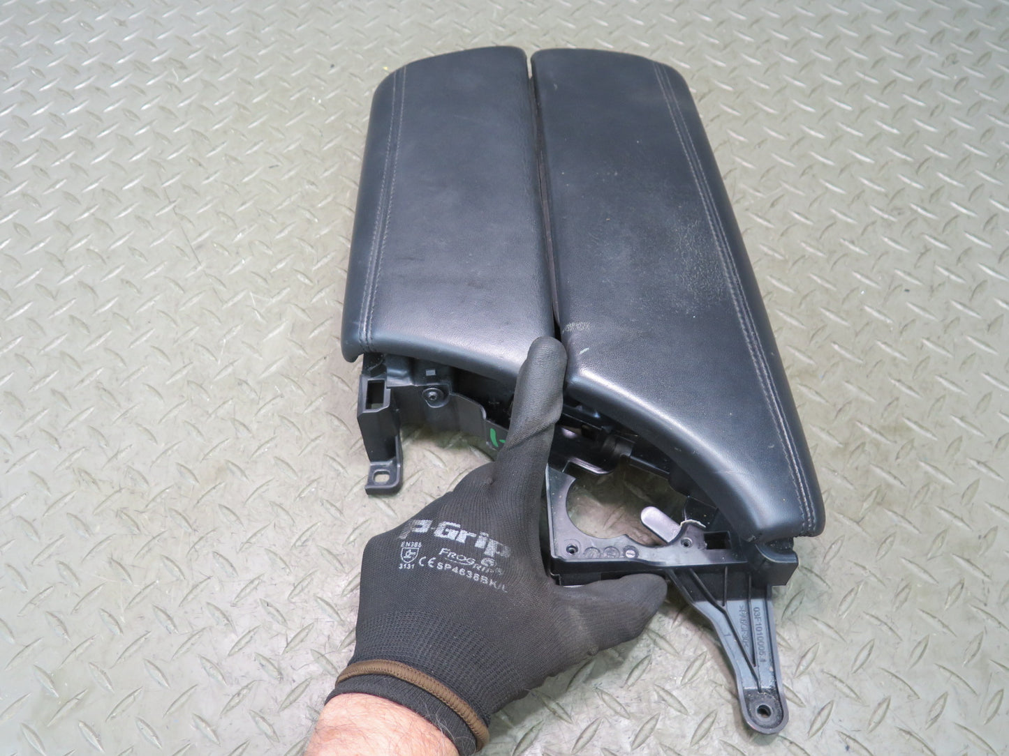 2012-2016 BMW F10 M5 Center Console Leather Armrest Lid Cover