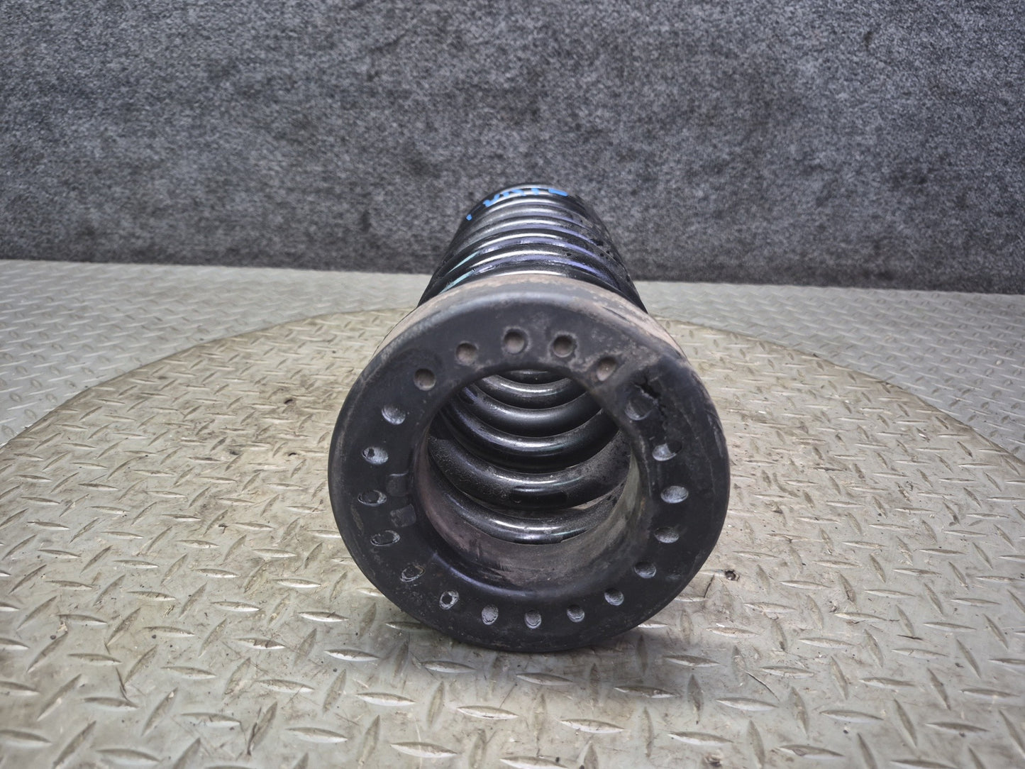 2005 Dodge RAM 1500 DR 2WD Front Left & Right Coil Spring Set of 2
