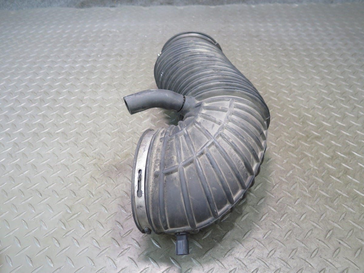 05-06 Dodge RAM SRT10 DR Air Intake Duct Tube Hose Line 05029461AA OEM