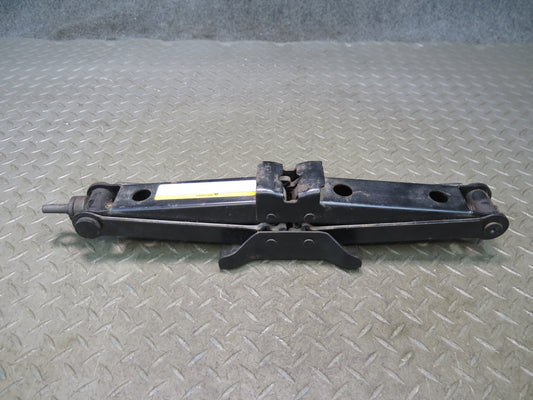 02-08 Dodge RAM 1500 DR Emergency Spare Tire Lift Jack Tool
