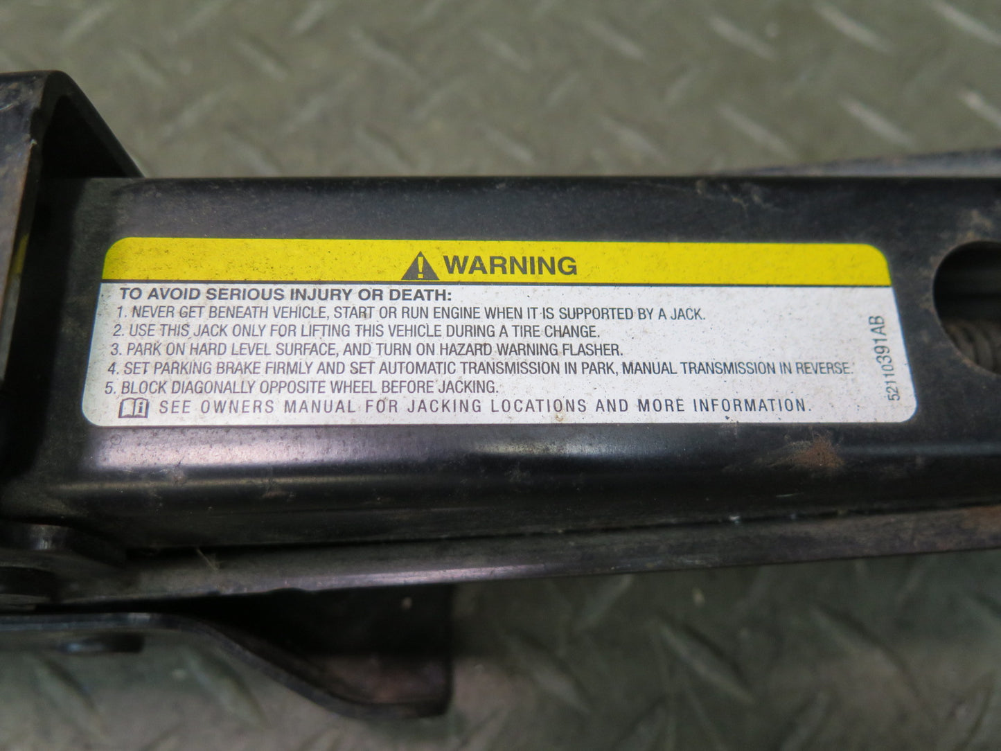 02-08 Dodge RAM 1500 DR Emergency Spare Tire Lift Jack Tool