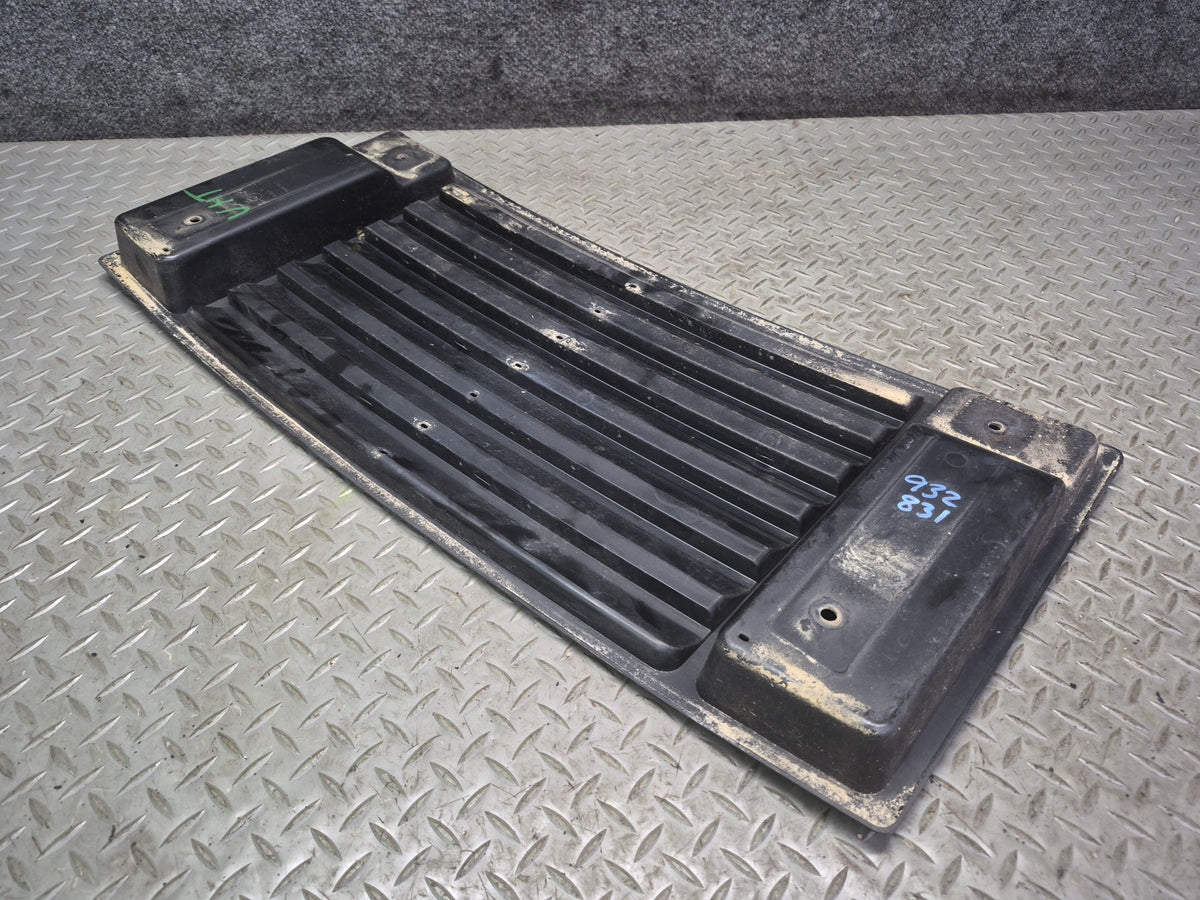 2003-2007 Hummer H2 Front Hood Bonnet Air Grille Louver Cover Panel 15063080