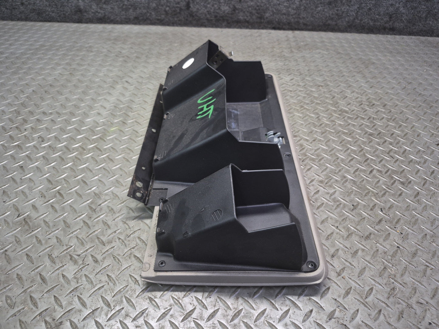 2003-2007 Hummer H2 Dash Glove Box Compartment Storage