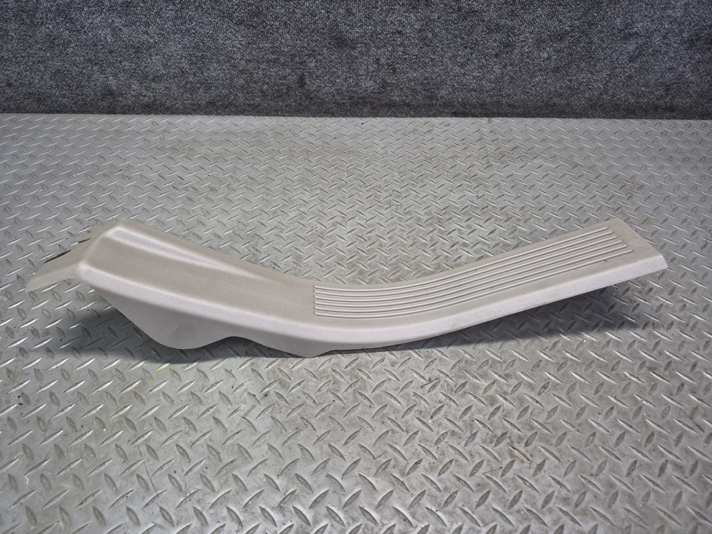 2003-2009 Hummer H2 Rear Left & Right Door Scuff Sill Plate Trim Panel Set of 2