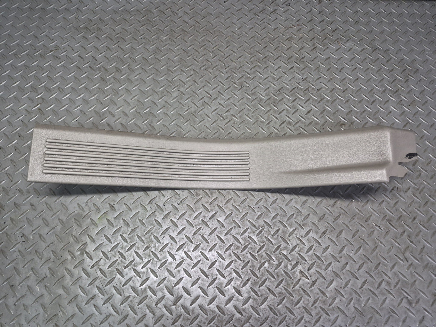 2003-2009 Hummer H2 Rear Left & Right Door Scuff Sill Plate Trim Panel Set of 2