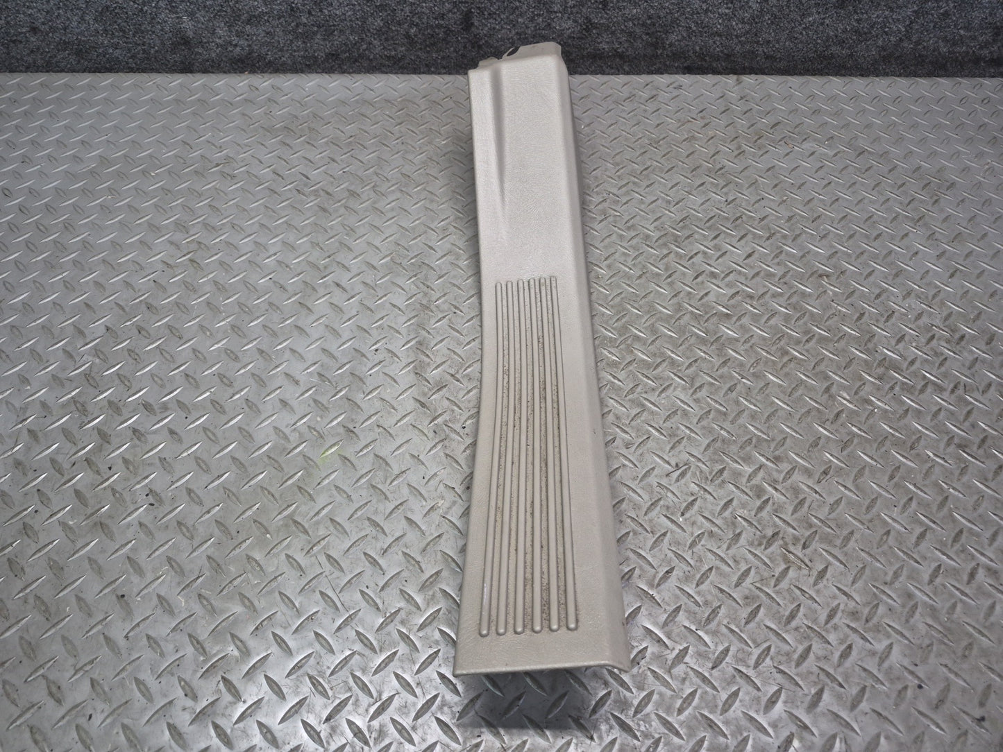 2003-2009 Hummer H2 Rear Left & Right Door Scuff Sill Plate Trim Panel Set of 2