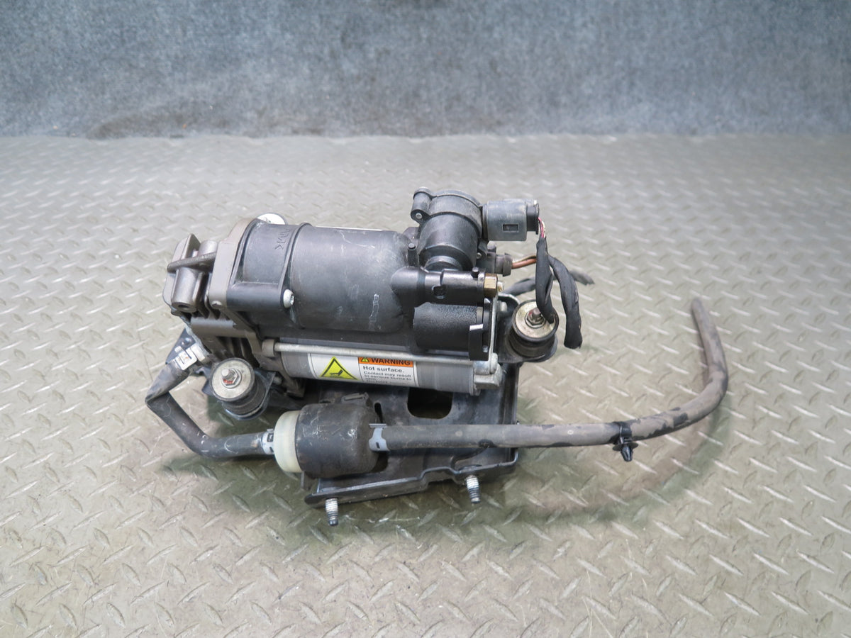 2012-2015 Mercedes X166 W166 Ml-class Air Ride Suspension Compressor Pump
