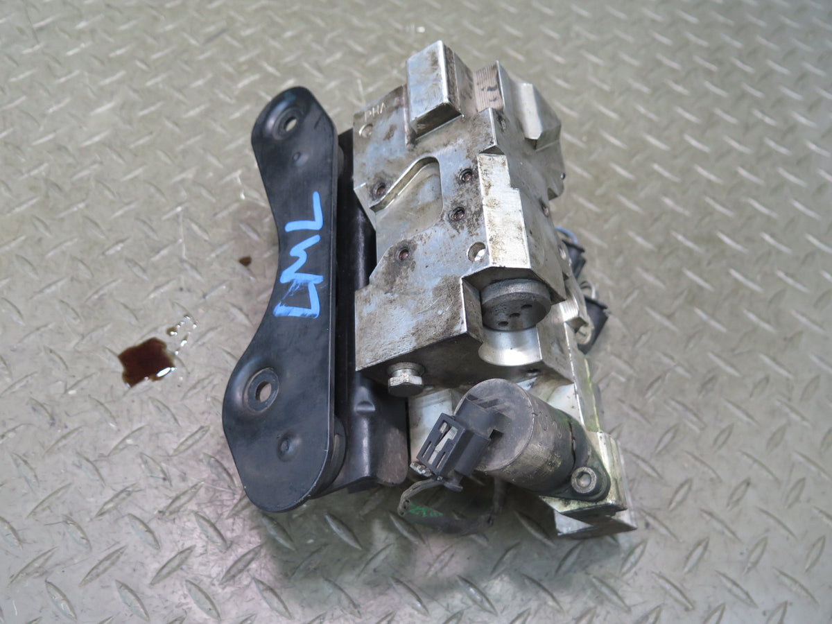 2012-2015 Mercedes X166 W166 Ml-class Front Hydraulic Suspension Control Valve