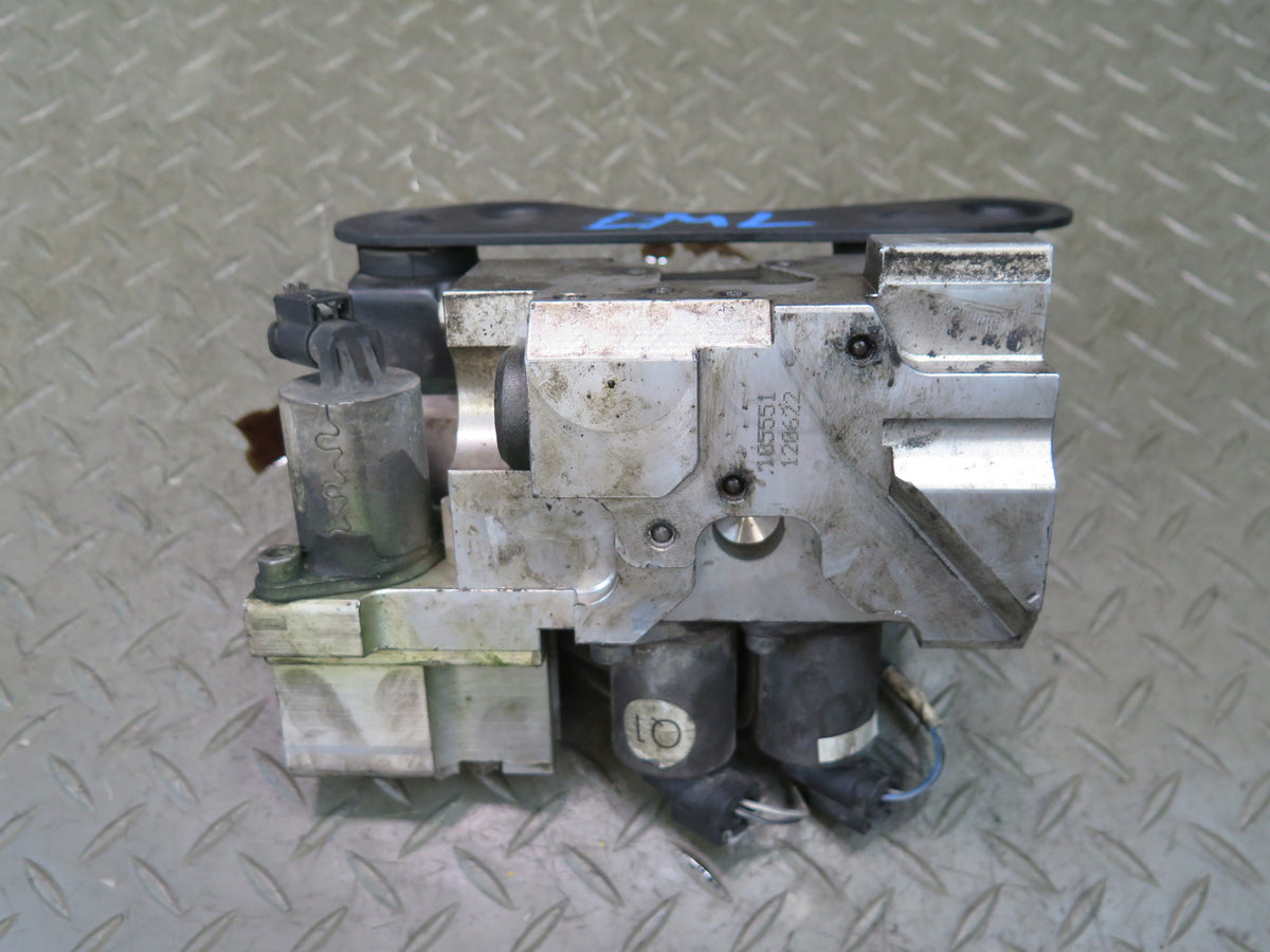 2012-2015 Mercedes X166 W166 Ml-class Front Hydraulic Suspension Control Valve